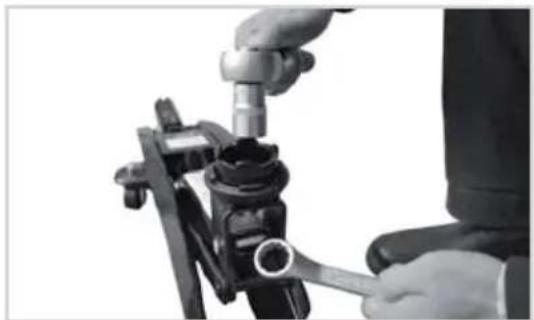 Car Xtras SH-RW-2 - Démontage/montage de la selle ajustable - 1