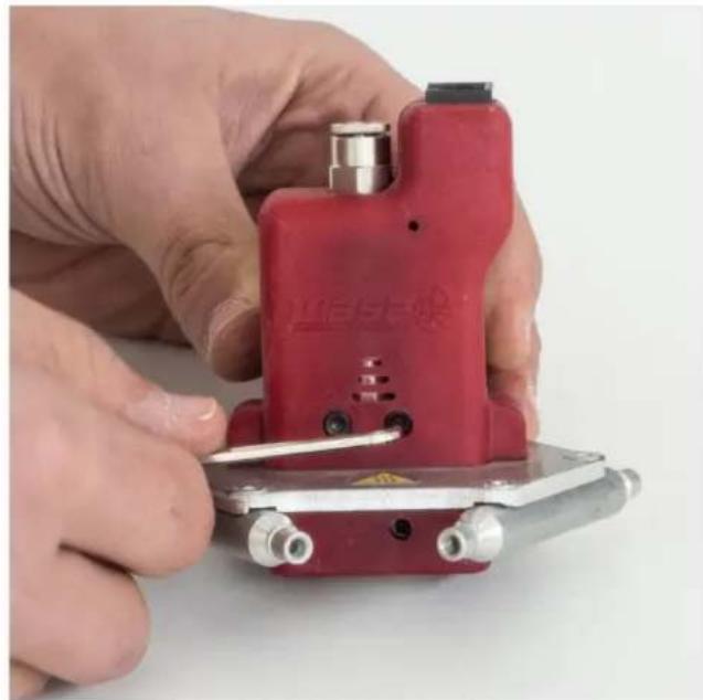 Wasp Delta 2040 Pro - REMOVE THE CARTRIDGE FROM THE SPITFIRE EXTRUDER - 2