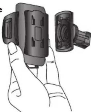 ULTIMATE SPEED IAN 270086 - Fastening the suction cup to the windscreen - 1
