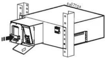 APC SMX2200HVNC - Two post rack installation - 3