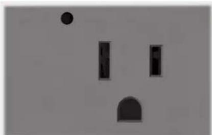 Lincoln Continental (2020) - Auxiliary Power Points - 1