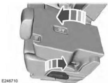 Lincoln Navigator (2020) - Folding the Second Row Outermost Seats - 2
