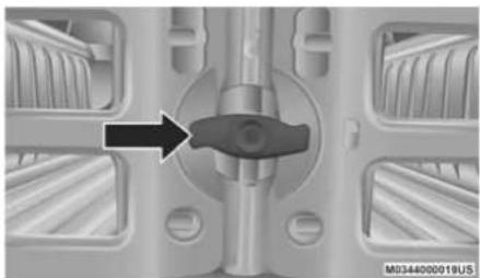 RAM 1500 Classic (2020) - Storage Position - 4