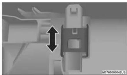 RAM 1500 Classic (2020) - REPLACING EXTERIOR BULBS - 2