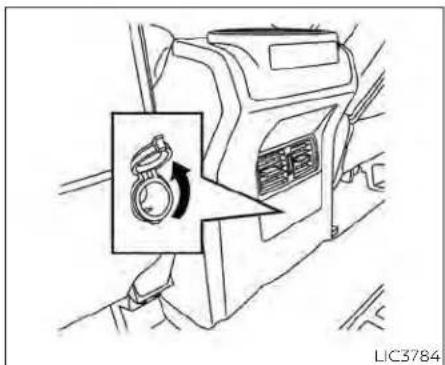 NISSAN Titan (2021) - CAUTION - 1