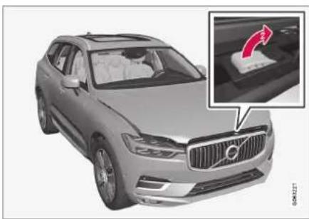 VOLVO S60 (2021) - Opening and closing the hood - 3