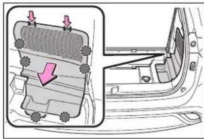 TOYOTA Highlander Hybrid (2021) - Removing the 12-volt battery cover - 1