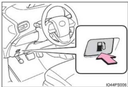 TOYOTA Prius (2021) - Opening the fuel tank cap - 1