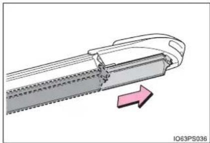 TOYOTA Prius (2021) - ■ Wiper insert replacement - 3