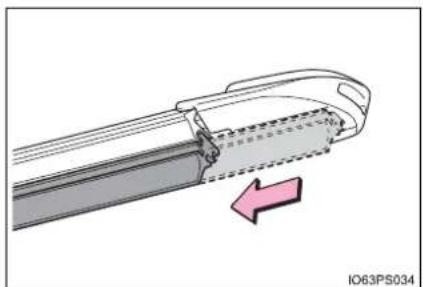 TOYOTA Prius (2021) - ■ Wiper insert replacement - 1
