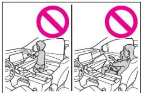 Diagram showing two scenarios of a child in a car, one with a no-smoking symbol above the vehicle, and another with the same symbol.