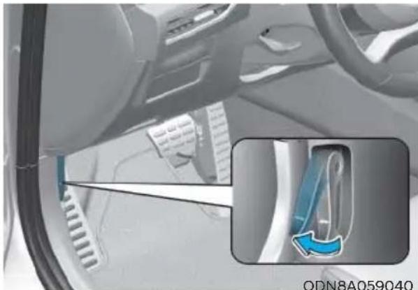 HYUNDAI Sonata (2021) - Opening the hood - 1