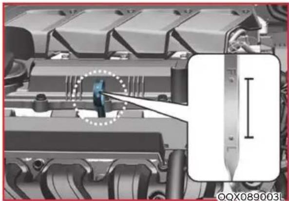 HYUNDAI Venue (2020) - Checking the Engine Oil Level - 1