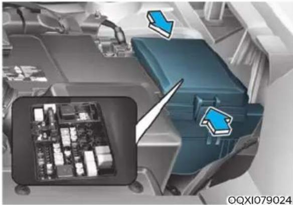 HYUNDAI Venue (2020) - i Information - 2