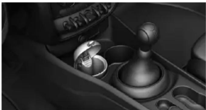 MINI Clubman (2021) - Ashtray/cigarette lighter - 1