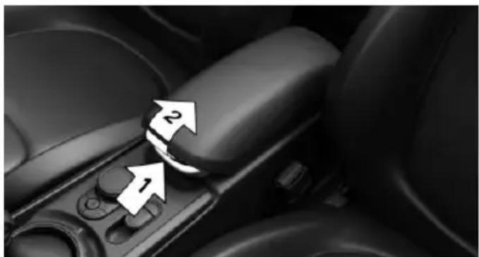 MINI Clubman (2021) - Opening - 2