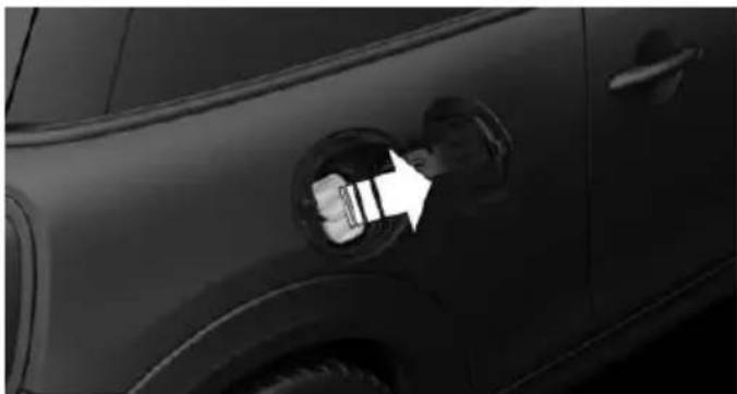 MINI Cooper SE Electric (2020) - Connecting the charging cable - 2