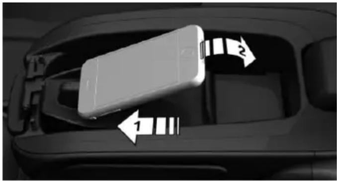 MINI Cooper SE Electric (2020) - Inserting the mobile phone - 1