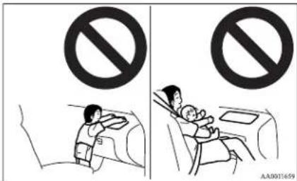 Illustration showing two scenarios of a family with no smoking, one in a car and the other in a car with a baby.