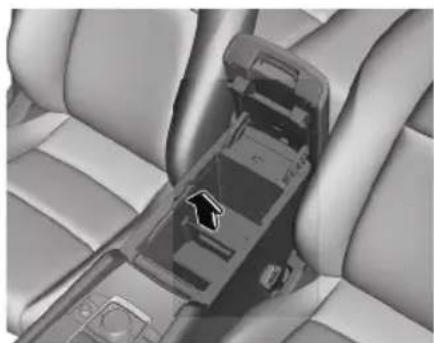 MAZDA 3 Hatchback (2021) - Center console divider - 1