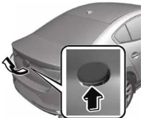 MAZDA 3 Hatchback (2021) - Using the electric trunk lid opener (With the advanced keyless function) - 1