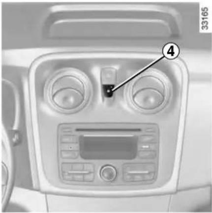 DACIA Logan (2019) - LOCKING AND UNLOCKING THE DOORS (2/2) - 1