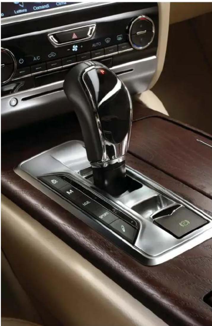 Maserati Quattroporte (2014) - ANMERKUNG: - 1
