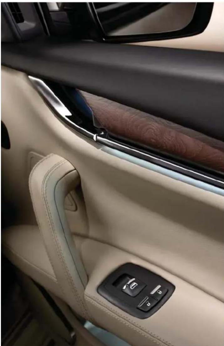 Maserati Quattroporte (2014) - Undichtigkeiten - 1