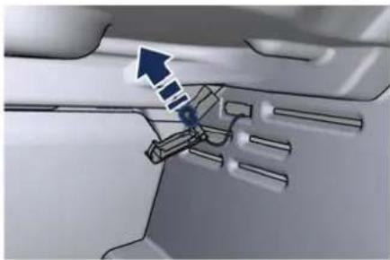 Maserati Quattroporte (2014) - Kofferraumbeleuchtung - 3