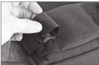 Think Tank Airport Essentials - REMOVABLE WAISTBELT ATTACHING A MODULAR BELT - 1