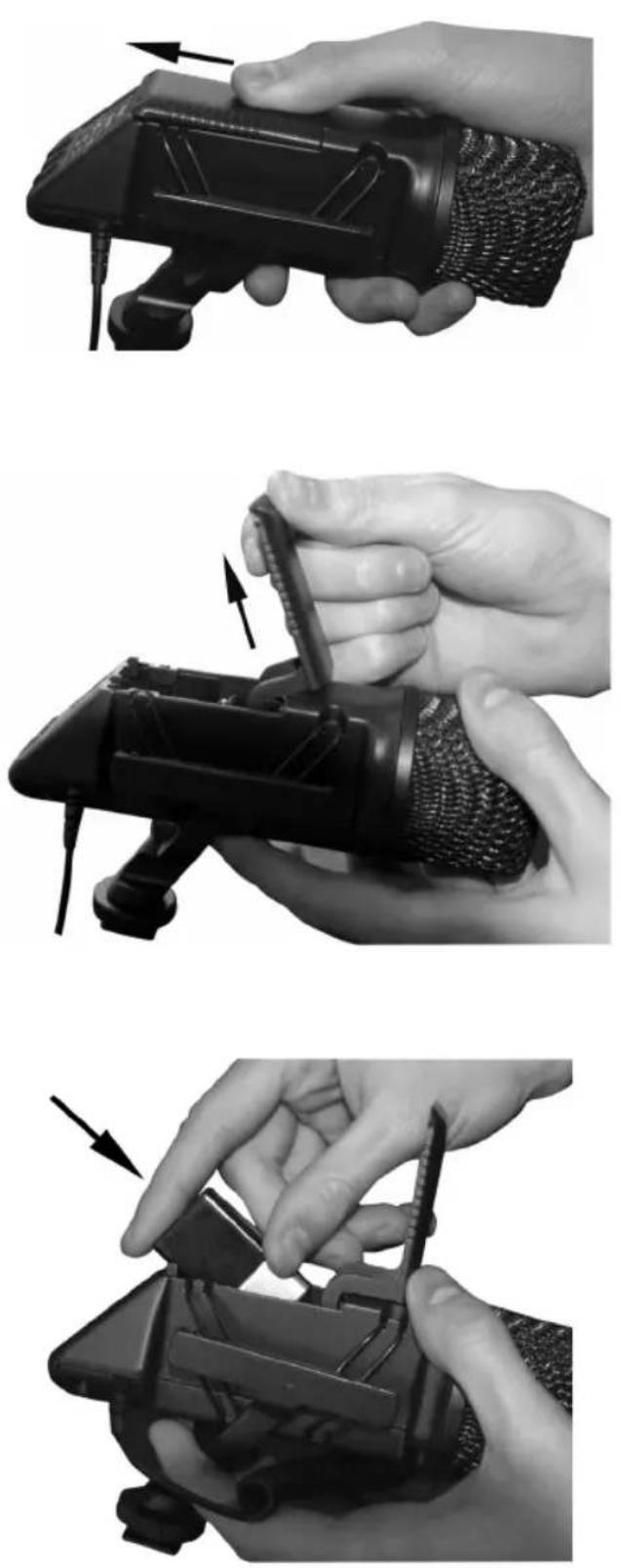 RODE Stereo VideoMic - Battery Installation - 1