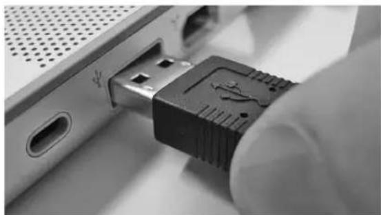 MOTU Audio Express - If you are connecting via high-speed USB 2.0 - 1