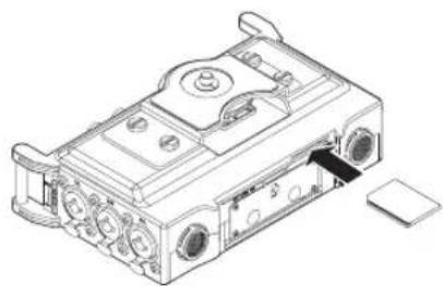 TASCAM DR-70D - SDカードを挿入する - 1