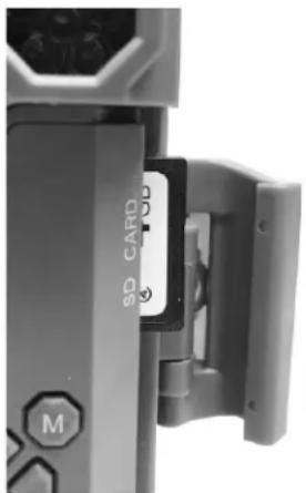 BUSHNELL Core DS - Inserting the SD Card - 1