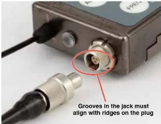 Lectrosonics SSM - Attaching and Removing the Microphone - 1