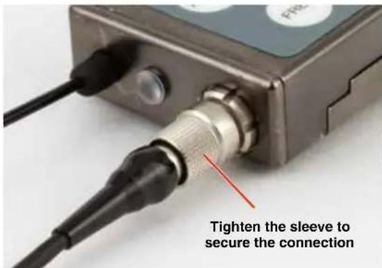 Lectrosonics SSM - Attaching and Removing the Microphone - 2