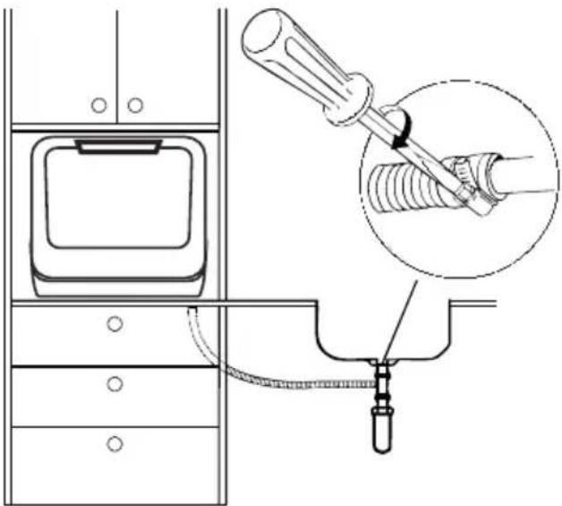 MEDION MD 37004 - Schlauch mit dem Siphon am Spülbecken verbinden - 2