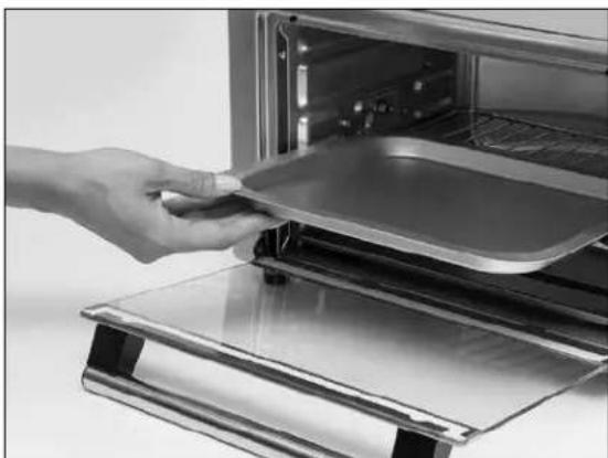 Emeril Lagasse Power AirFryer 360 Plus - USING THE BAKING PAN - 3