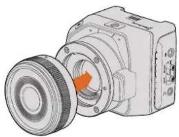 Blackmagic Design Studio Camera HD 2 - Installare un obiettivo - 2