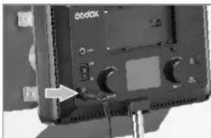 GODOX LF308 - 供电方式 - 2