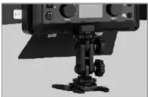 GODOX LF308 - 安装锂电 - 2