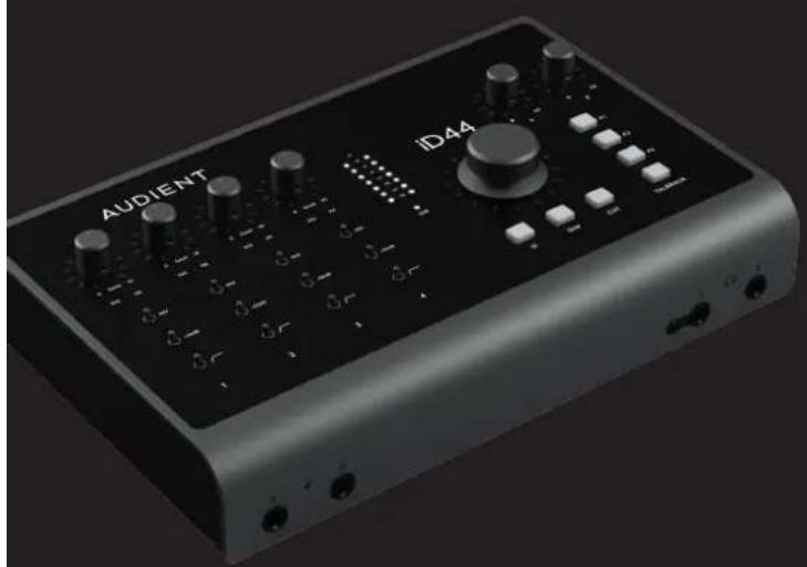 Audient iD44 - Inside the box: - 1