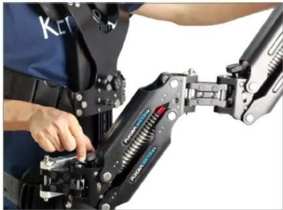 Flycam Zest - Assembling of Arm & Vest - 14