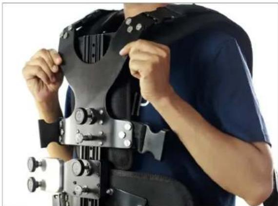 Flycam Zest - Assembling of Arm & Vest - 2