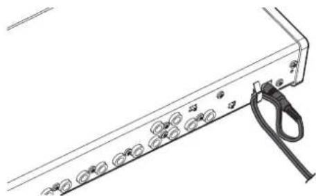 TASCAM US-20x20 - Connexion de l'alimentation - 2