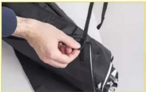 Impact Folding Beauty Dish - Breaking down - 2