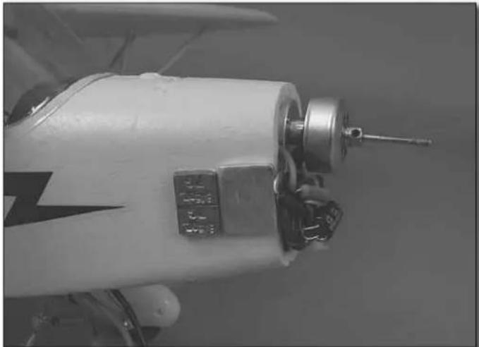 Flyzone Super Cub - Check the C.G. (Center of Gravity) - 8