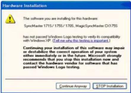 Samtron 96BDF - Windows XP/2000 - 17