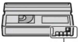 SONY DSR-PD175P - ■ Reinigen des vergoldeten Anschlusses - 1