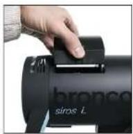 Broncolor Siros 400 L - Changing flash tubes - 1